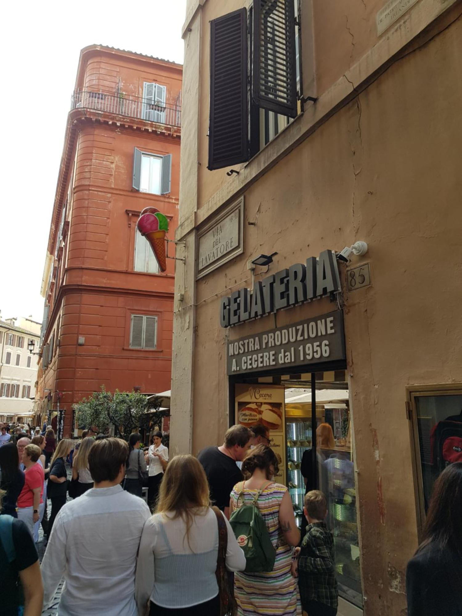 Ferienhaus Rosella Fontana Di Trevi Rom